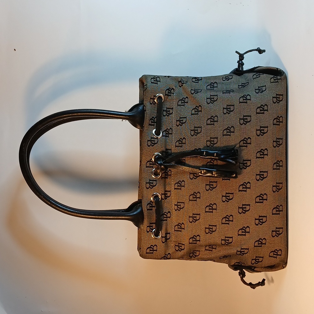 Dooney & Bourke Vintage Signature  Tan Canvas Brown Leather Tote Handbag